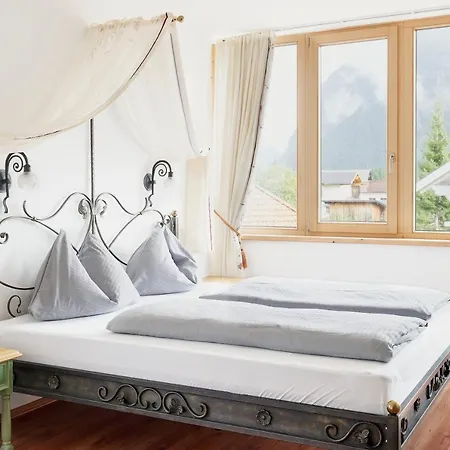 Rosamunde Aparthotel