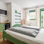 Rosamunde Aparthotel