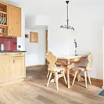 Rosamunde Aparthotel 4*